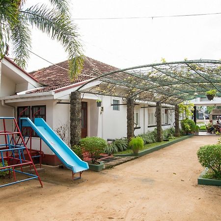 Hamilton House Hotel Negombo Luaran gambar