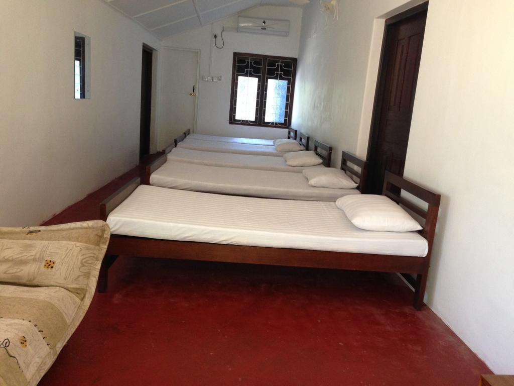 Hamilton House Hotel Negombo Bilik gambar